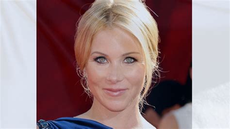 Christina Applegate Talks Mommyhood Diet And Surviving Breast Cancer