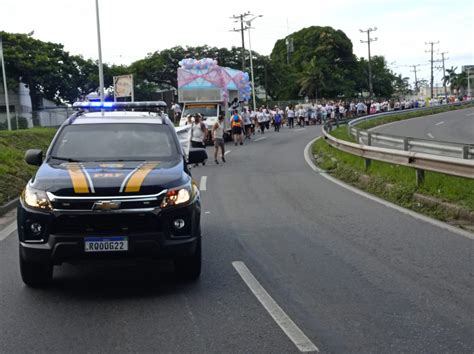 Prf Escolta Romeiros E Orienta Motoristas Durante Romaria Dos Homens