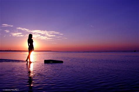 Wallpaper Sunlight Women Sunset Sea Reflection Sky Beach