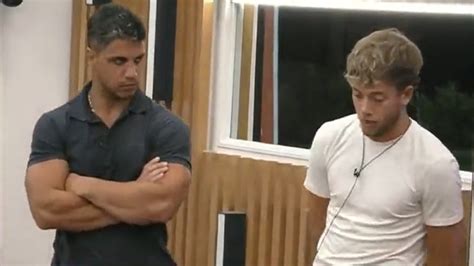 Gran Hermano 2022 Nacho Y El Conejo Salvaron A Uno De Sus Compañeros Y