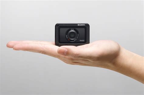 Sony Releases Rx0 Ii The Worlds Smallest Lightest Premium Compact