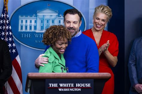 ‘ted Lasso Cast Visits White House To Discuss Mental Health Us Weekly