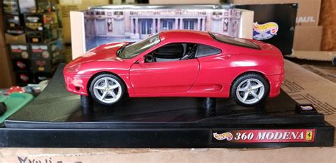 Hot Wheels Ferrari Modena Red