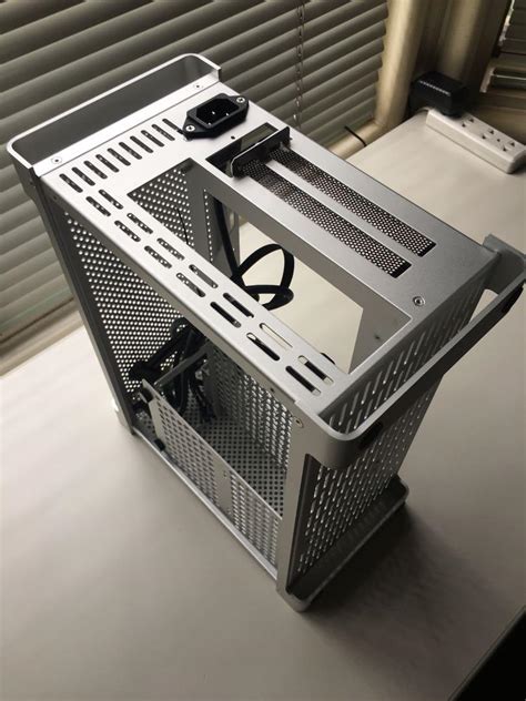 Aluminum ITX Metalfish G5 Plus Gaming Case SFX A4 12L SFF HTPC Mini ITX