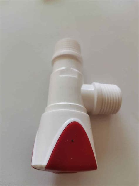 PVC Angle Valve 1 2 X 1 2 WP01204