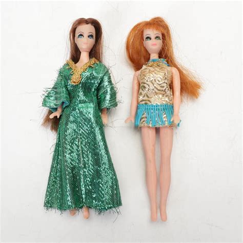 Dawn Doll Collection Including Dawn and Friends, Cases, Clothing and ...