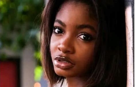 La Tiktokeuse Camerounaise Diana Bouli Annonce Son Retrait Des R Seaux