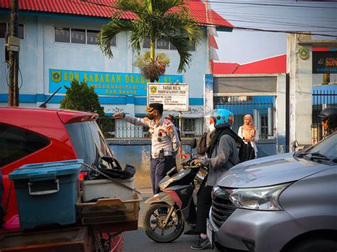 Dishub Terapkan Kanalisasi 2 1 Urai Kemacetan Di Jalan Raya Dramaga