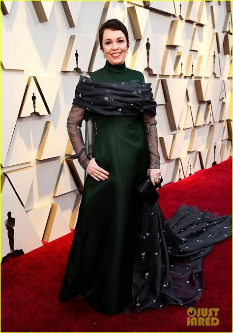 Olivia Colman Stuns in Emerald Prada Gown at Oscars 2019: Photo 4245425 ...