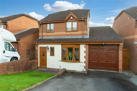 3 Bedroom Detached House For Sale In Highview Drive Kingswinford Dy6