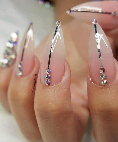 Nude Nail Art Ideas To Mix Up Your Basic Manicure Nail Designs