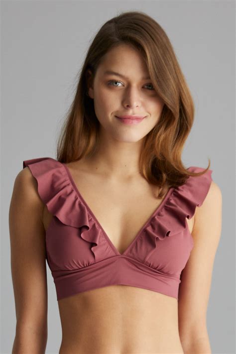 Yeni Sezon Önerileriyle 2019 Bikini Trendleri Marie Claire Türkiye