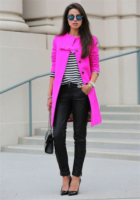 I love everything about this. Obsessed with the hot pink jacket Mode ...