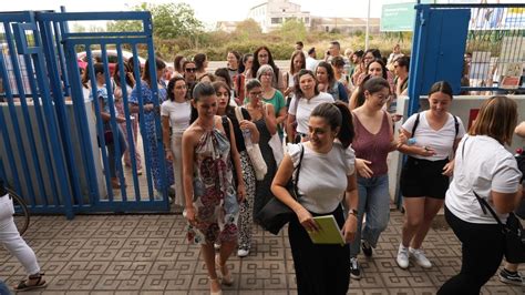 OPOSICIONES A PROFESOR Los Maestros Del Futuro Se Examinan En El IES