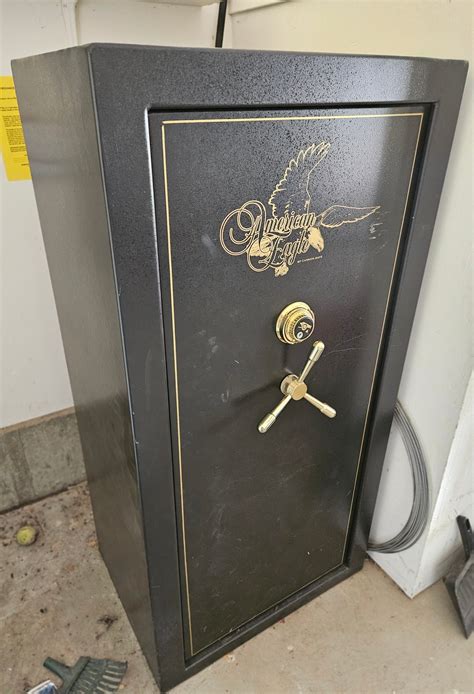 American Eagle Gun Safe 20894 Auctionninja