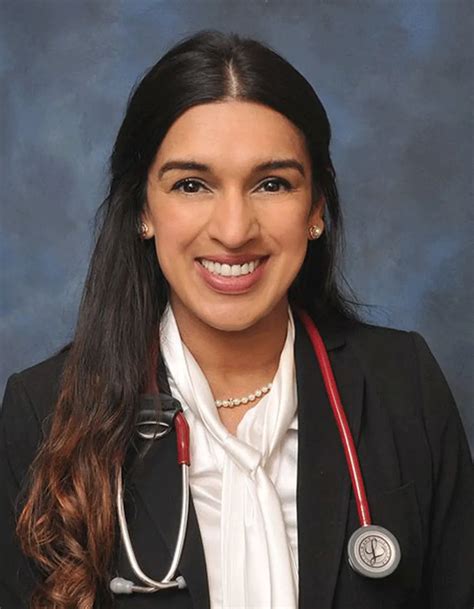 Fatima Khan Md Allergy Asthma And Immunology Physician In Tampa And