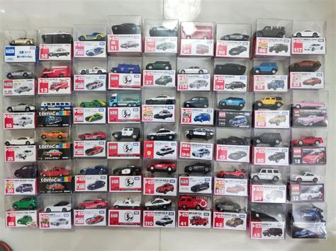 清屋放 Tomica 合金車仔共 架 Tomy TEM 國旗 porsche GTR jeep Lamborghini Bandai 超合金 hot