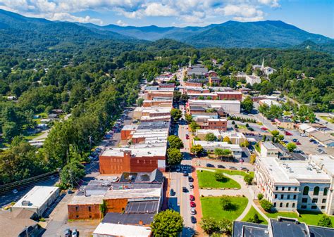 Warmest Decembers in Haywood County, North Carolina History | Stacker