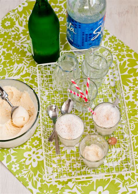 Easy Eggnog Ice Cream Floats Make And Takes