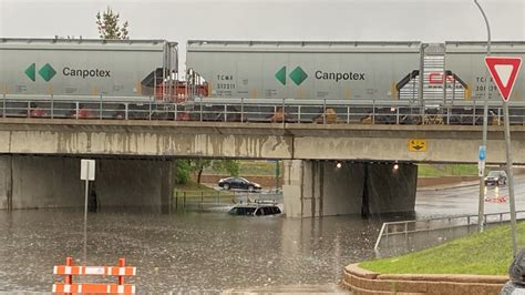 2nd Vehicle Stranded Beneath Flooded Albert St Underpass Ctv News