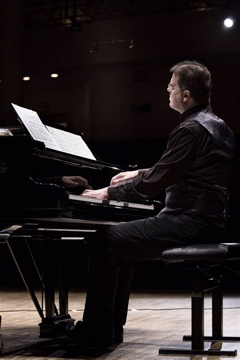 Carlos Apellániz cierra la integral de las sonatas para piano de