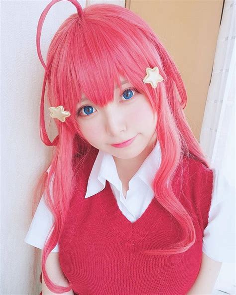 Quintessential Quintuplets Cosplay Team Nino