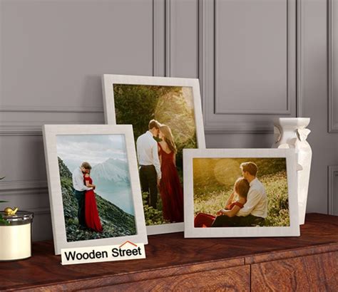 buy wedding photo frames   india  upto    latest designs
