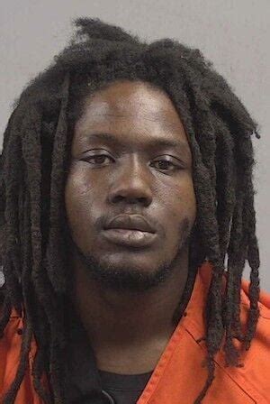 Fayetteville man charged with trespassing, resisting arrest | Local ...