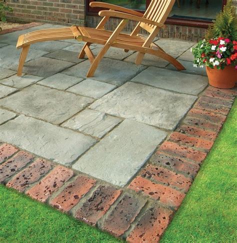 Paver Patio Edge Ideas