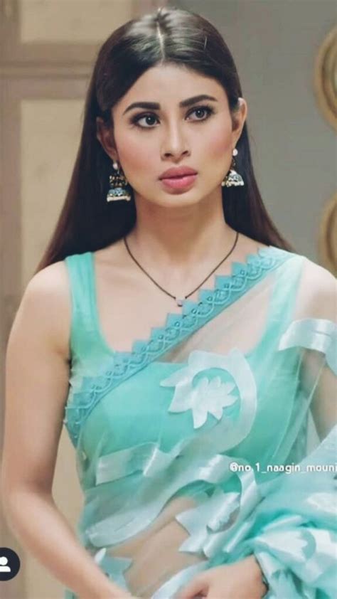50 Breathtaking Hot Photos Of Mouni Roy Style Hyme