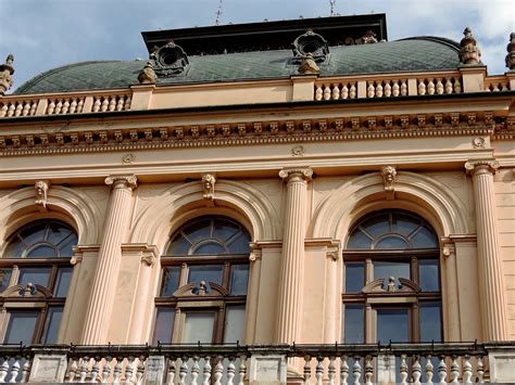 Free picture: balcony, baroque, museum, palace, windows, architecture