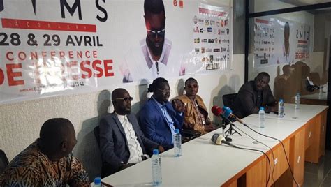 Chec Du Concert De Gims Conakry Lun Des Prometteurs Trimbal En