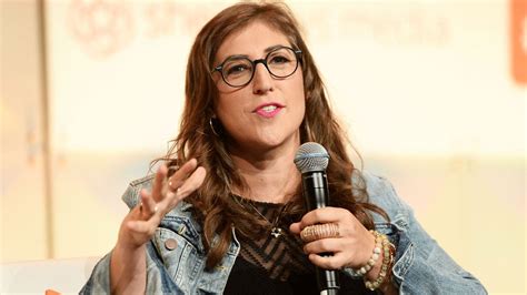 Mayim Bialik Apologizes Again For Comments About Sexual Assault I Am Truly Sorry For Causing