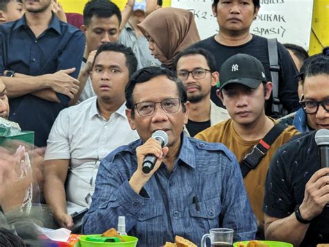 Soal Usul Pemakzulan Jokowi Mahfud Md Sebut Tidak Mungkin Terealisasi