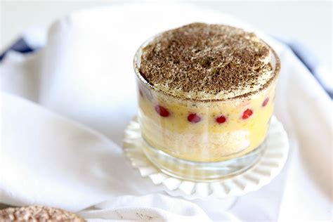 No Bake Cranberry Tiramisu