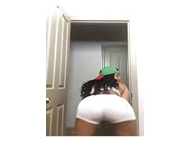 Phat Pussy Twerk ShesFreaky