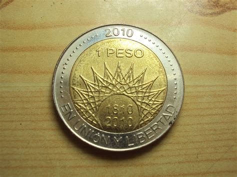 El Coleccionista 2009: Moneda del Bicentenario 1 Peso (ARGENTINA)