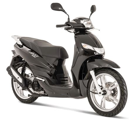 Motorrad Vergleich Peugeot Tweet 125 2011 vs. Peugeot Tweet 50 2021