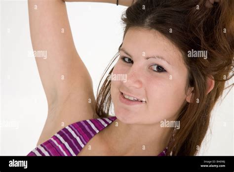 Teenage Girl In Bikini Top Stockfotos Teenage Girl In Bikini Top Bilder Alamy