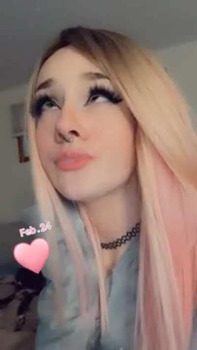 I Just Really Need My Pussy Pounded My Throat Str