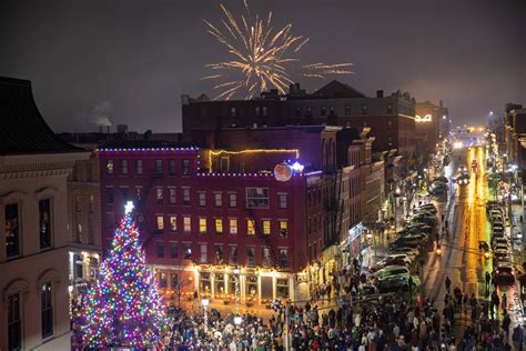 Bangor Maine Maine Food And Dining News Wells Deer Isle Warren