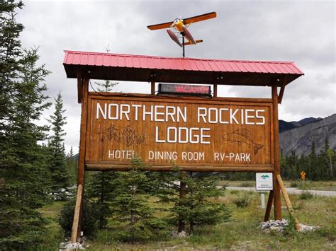 Northern Rockies Lodge Muncho Lake Updated Prices 2025