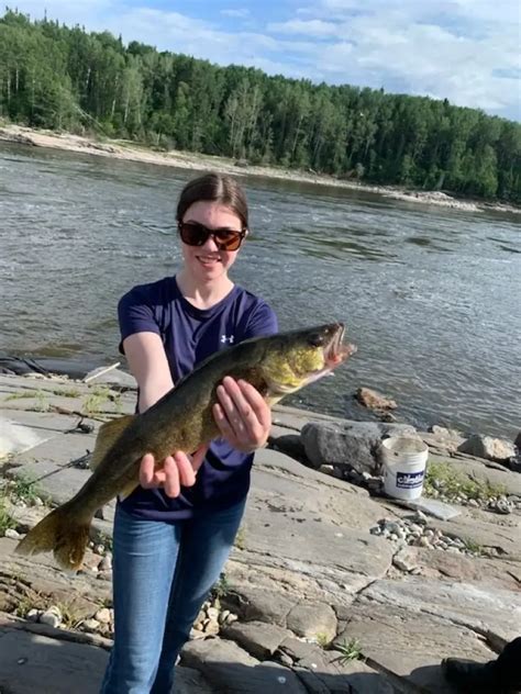 Trophy Walleye Adventures | Lac Seul Fishing