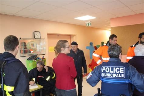 Saint Pierre lès Elbeuf deux écoles évacuées pour une fuite de gaz