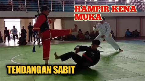 Tendangan Hampir Kena Muka Final Pencak Silat Kelas A POPDA Lombok