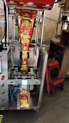 3 KW Single Phase Namkeen Pouch Packaging Machine 220 Automation