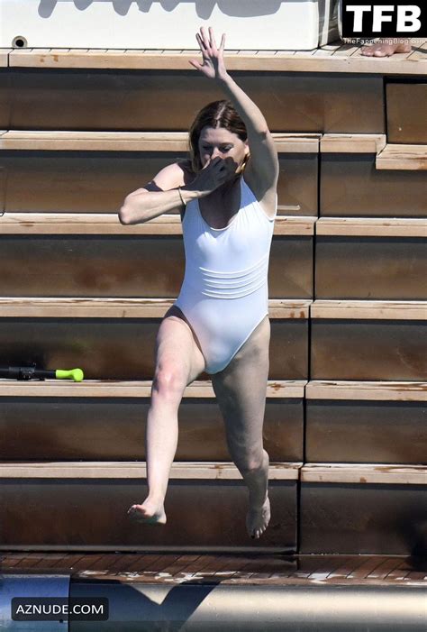Ellen Pompeo Sexy Seen Flaunting Her Hot Body In A White Swimsuit On A Yacht In Sardinia AZNude