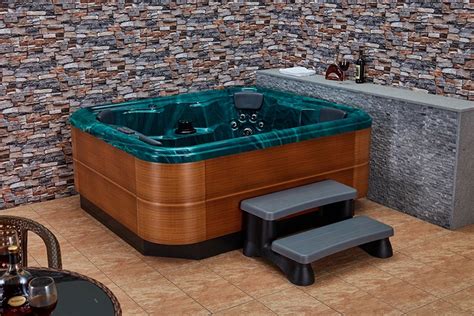 Joyee Acrylic Person Hot Tub Spa Whirlpool Jacuzzi Function Outdoor Spa Tub Luxury Massage