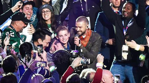 Justin Timberlake and Super Bowl ‘Selfie Kid’ Reunite | Us Weekly