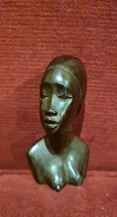 Busto De Mulher Leiloes Artbid